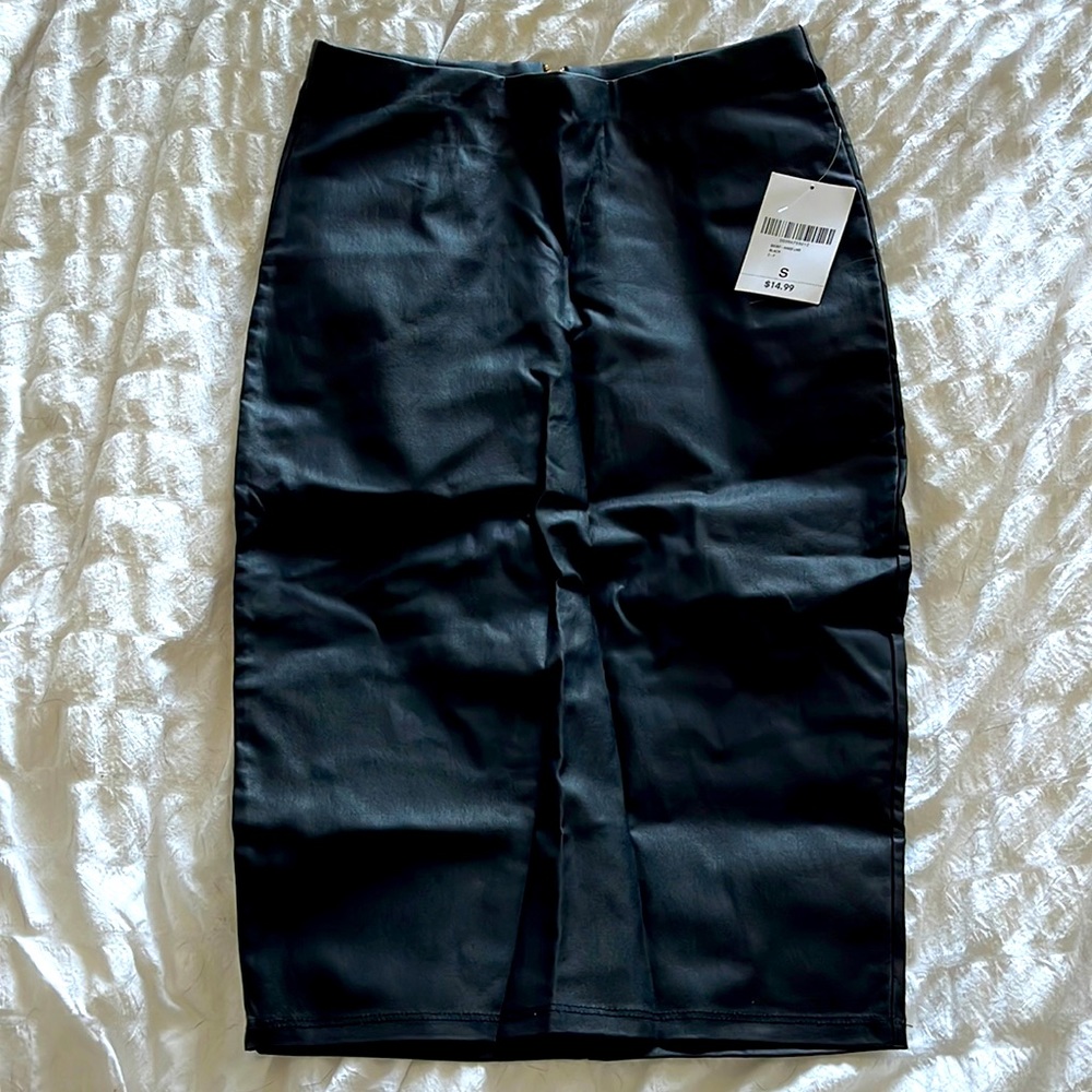 Forever 21 Faux Leather Pencil Skirt
